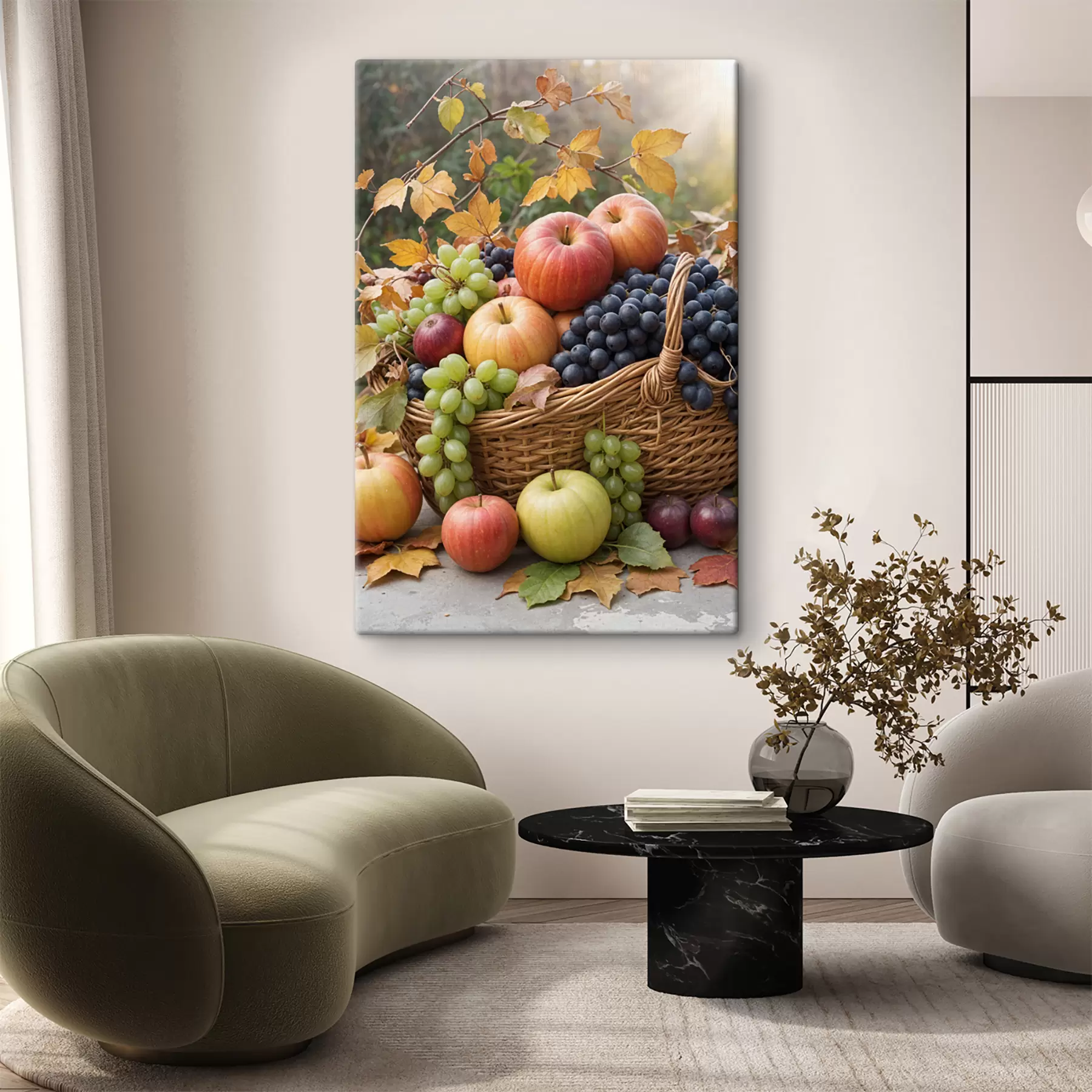 Fototapet Koš plný různých podzimních plodů včetně jablek, hroznů a hrušek, obklopený spadaným listím s40409