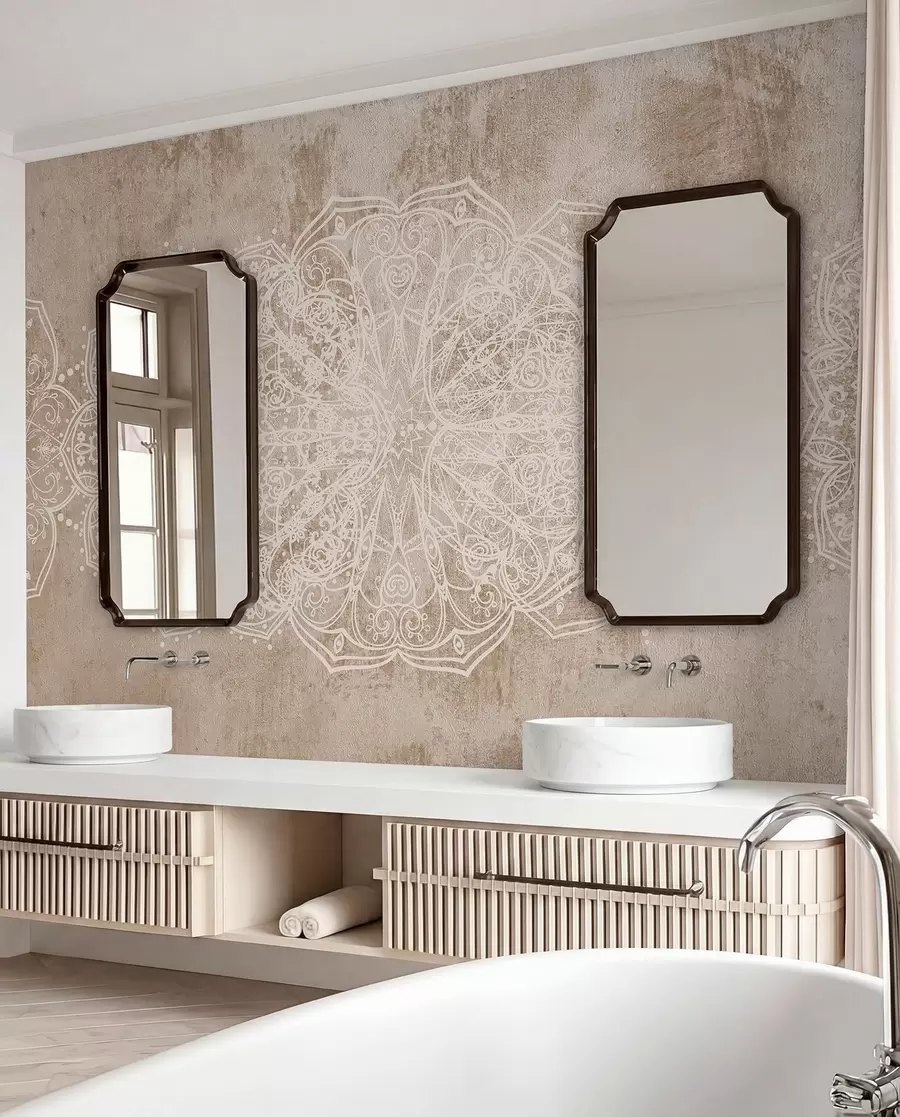 Fototapet Detailní, složitý bílý krajkový vzor mandaly na texturovaném béžovo-hnědém pozadí stěny v podkroví w08387v1