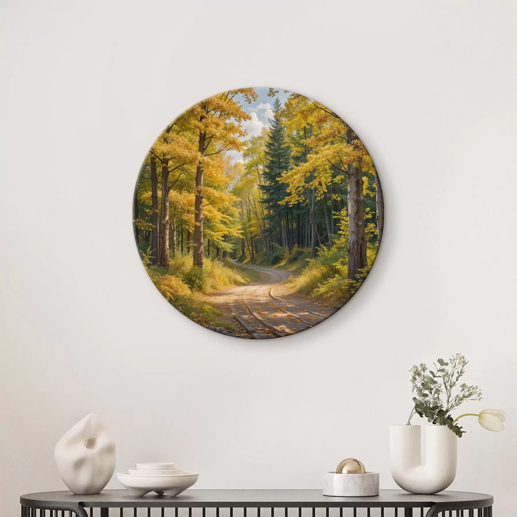 Obraz Polní cesta vinoucí se na podzim lesem s vysokými stromy na obou stranách Č. r40031