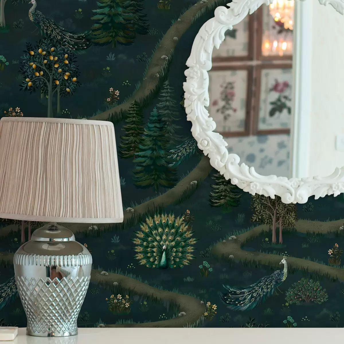 Tapety Klikatá cesta s pávy a citronovníky na tmavém pozadí a00041v1