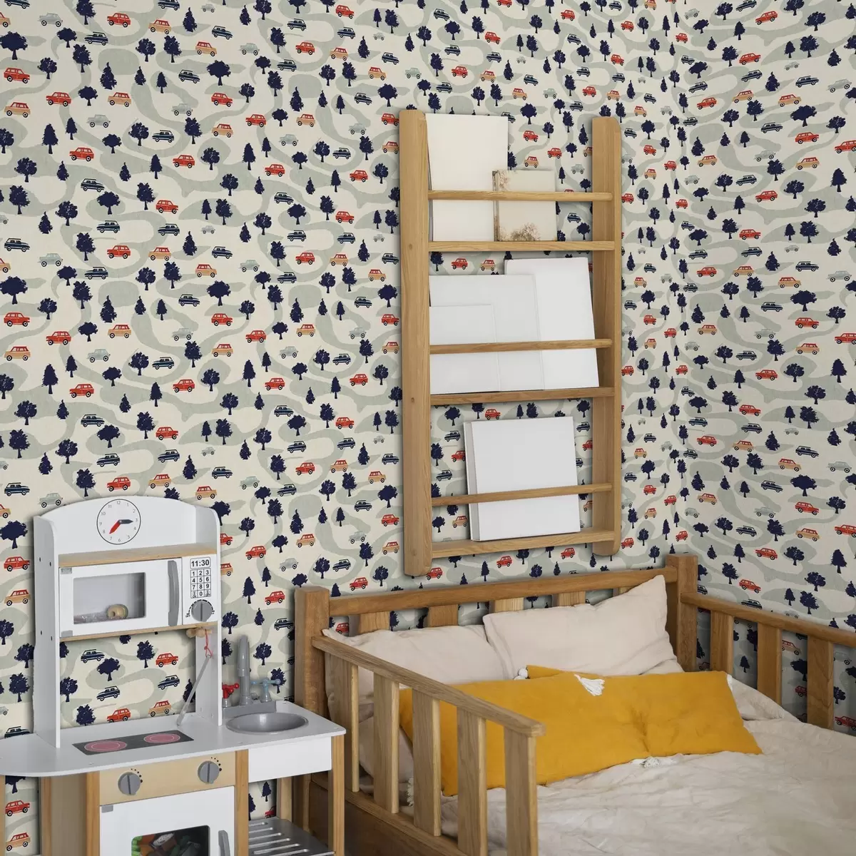 Tapety Zábavná auta mezi stromy na krémovém pozadí a00119