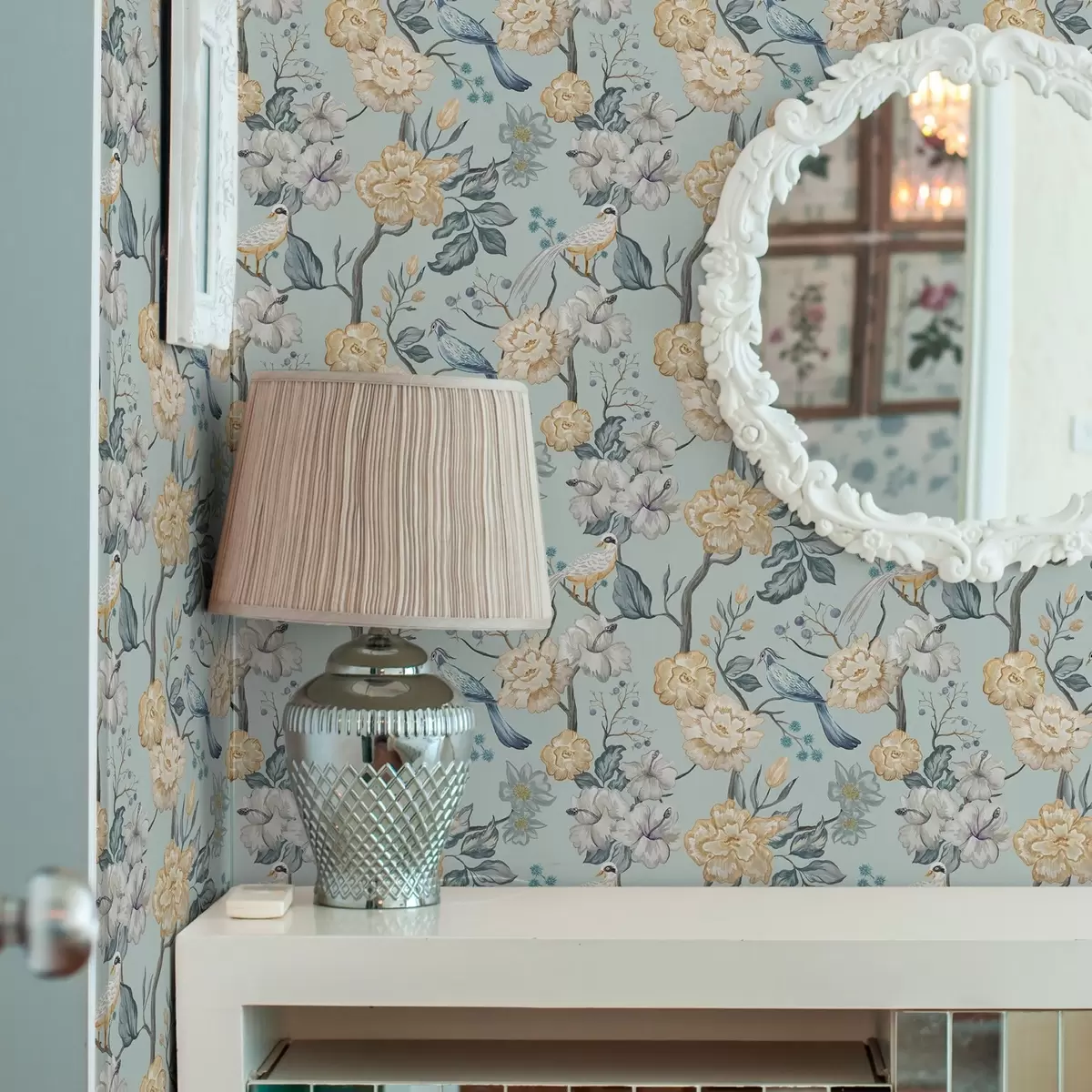 Tapety Květiny a ptáci na modrém pozadí a00134