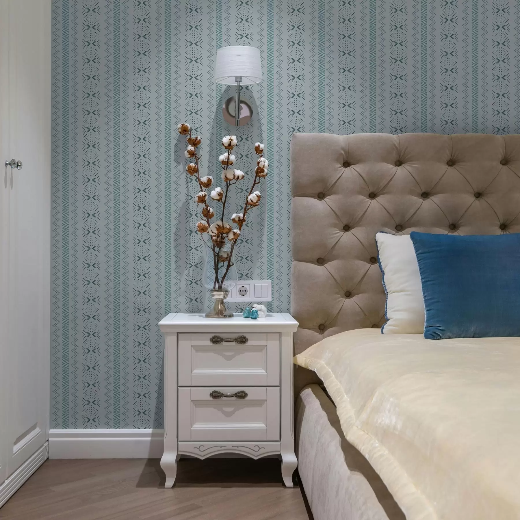 Fototapet Geometrie s ukrajinskou výšivkou na modrém pozadí a00139