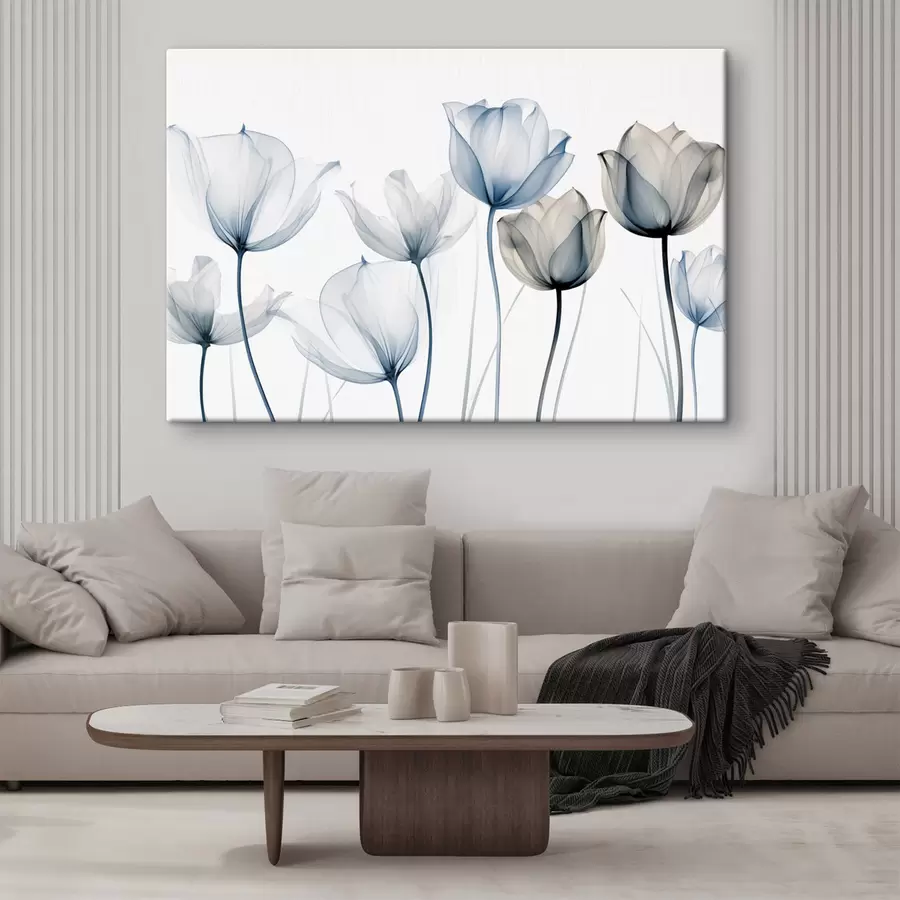 Obraz Průsvitné modré a bílé tulipány s dlouhými stonky na hladkém bílém pozadí Č. s44409