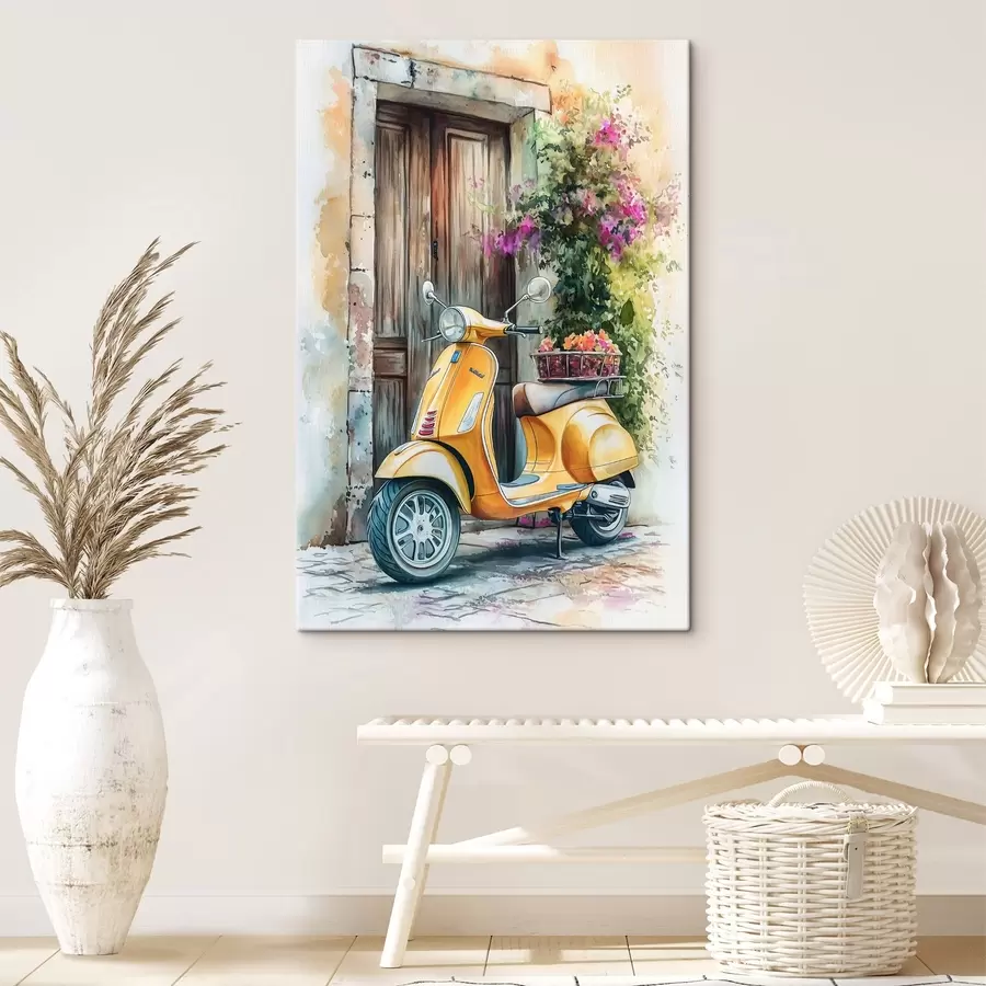 Obraz Žlutý skútr Vespa u dřevěných dveří s květinami Č. s44607