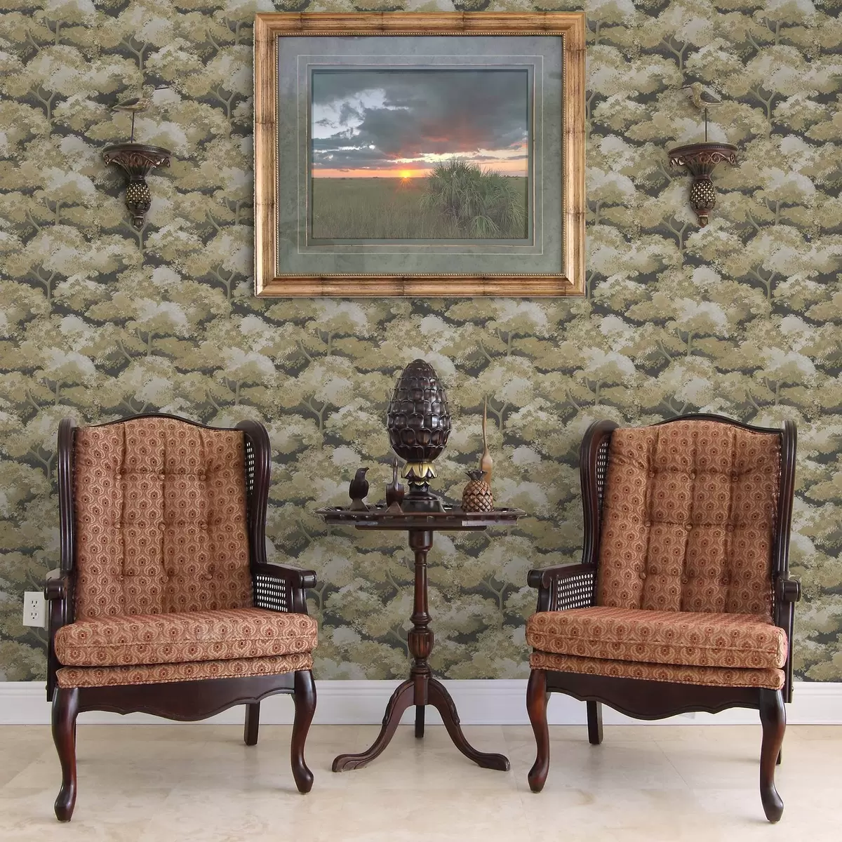 Tapety Tmavý lesní vzor se stromy v teplých barvách a00170