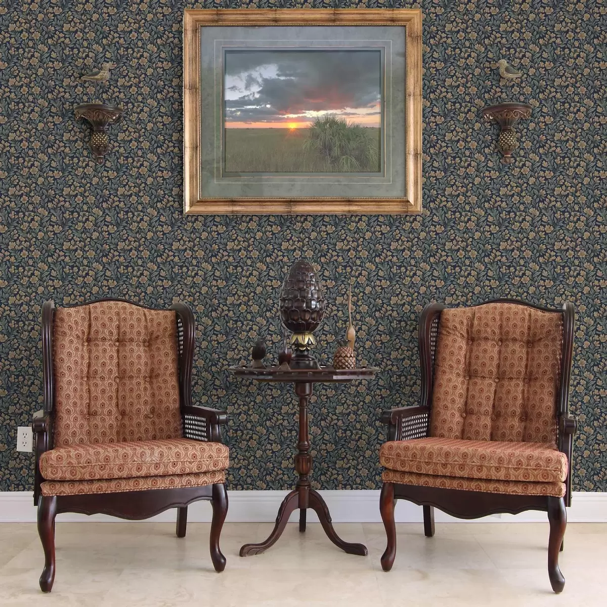 Tapety Oranžové květiny na tmavě modrém pozadí ve vintage stylu a00200