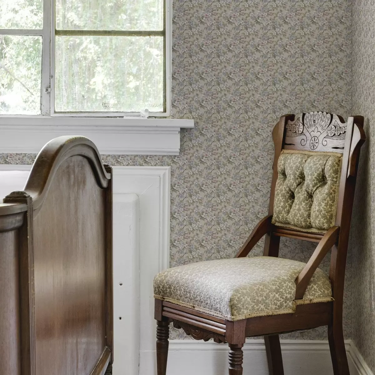 Tapety Diagonální kytice s jarními květy v jemných odstínech a00204