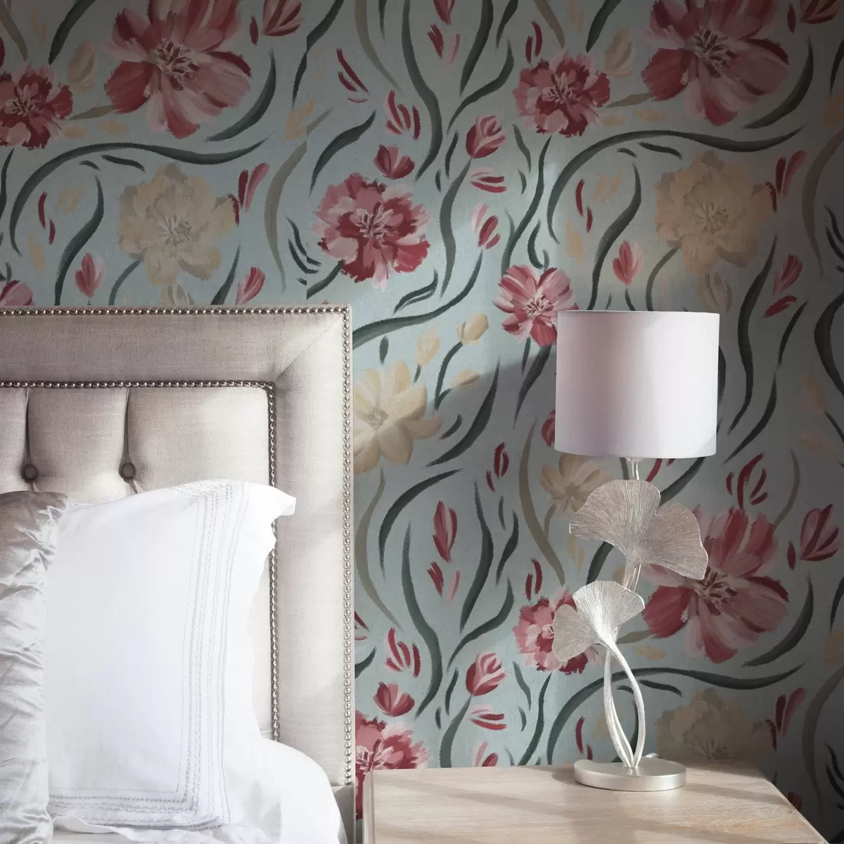 Tapety Akvarelové květiny na modrém pozadí, červený a béžový vzor a00216