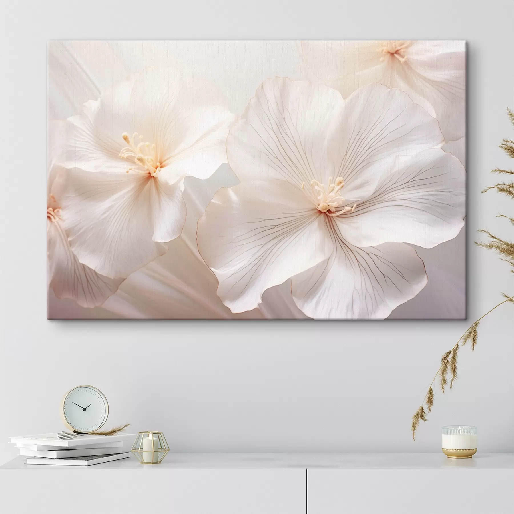 Obraz Jemné bílé květy s okvětními lístky a jemnými pastelovými středy vytvářejí zasněné a éterické květinové umění Č. s44858