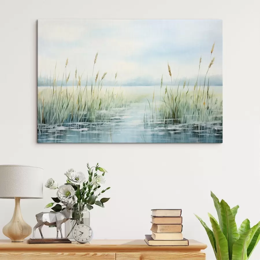 Obraz Akvarelová malba imitující vysokou trávu rostoucí u vody , zatažená obloha a rozmazané pozadí  Č. s44860