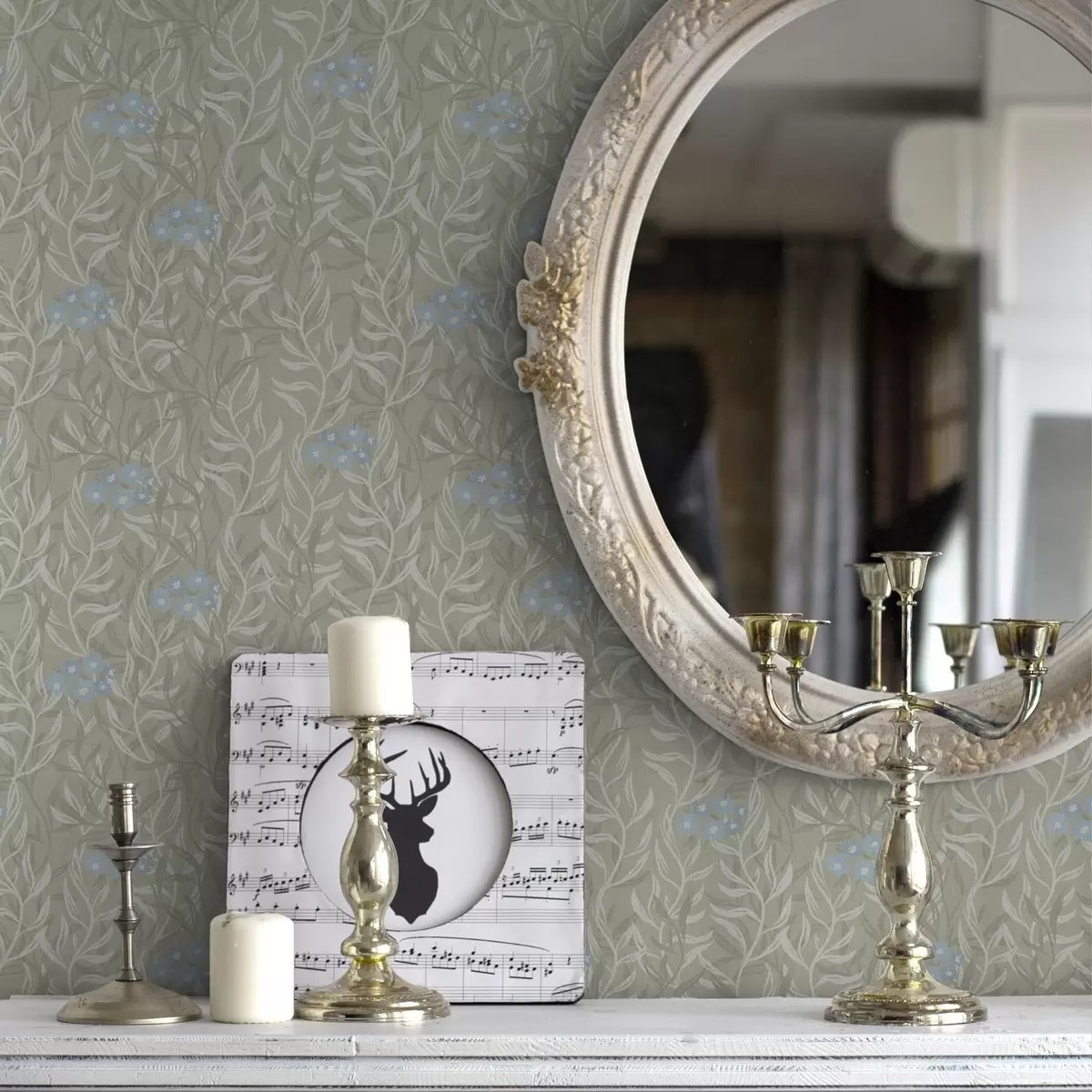 Tapety Zelené pozadí s bílými větvemi a modrými květy a00268v1