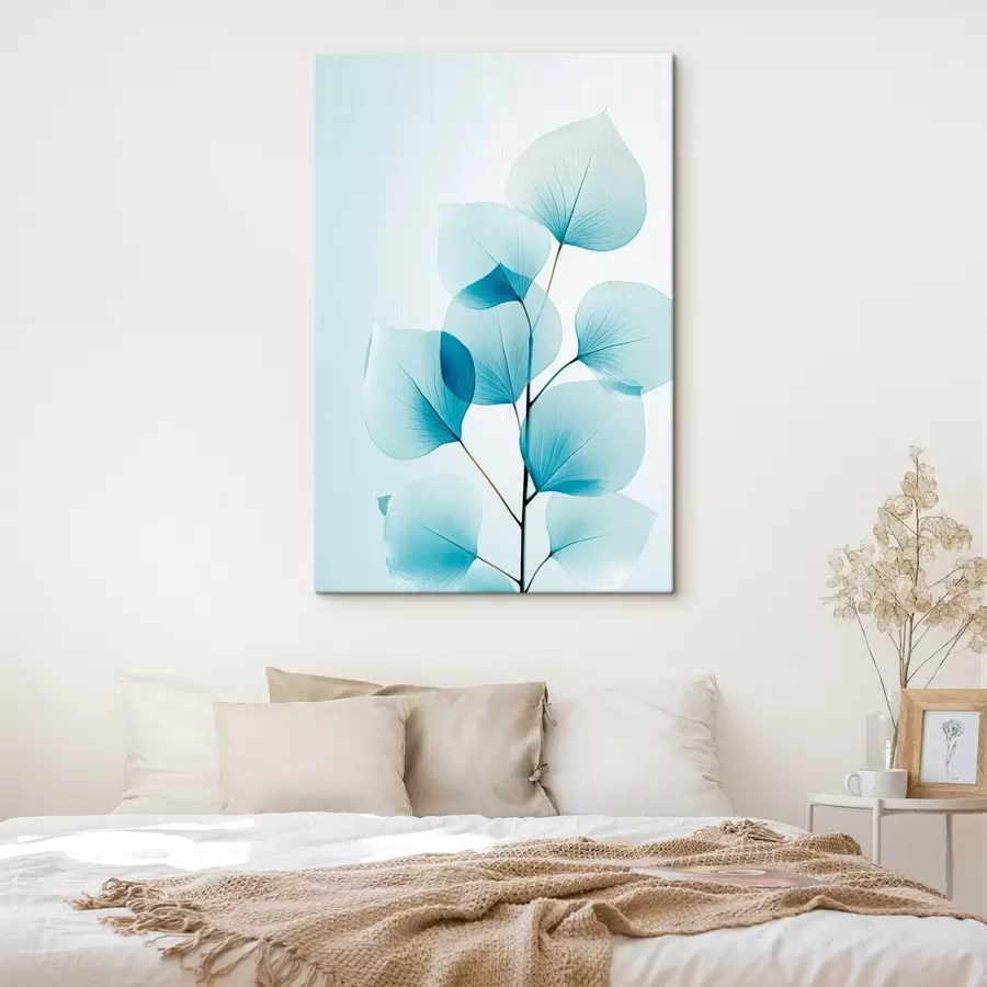 Obraz Větev s průsvitnými modrými listy, viditelné jemné žilky, lehká a klidná kompozice, minimalistická estetika Č. s45175