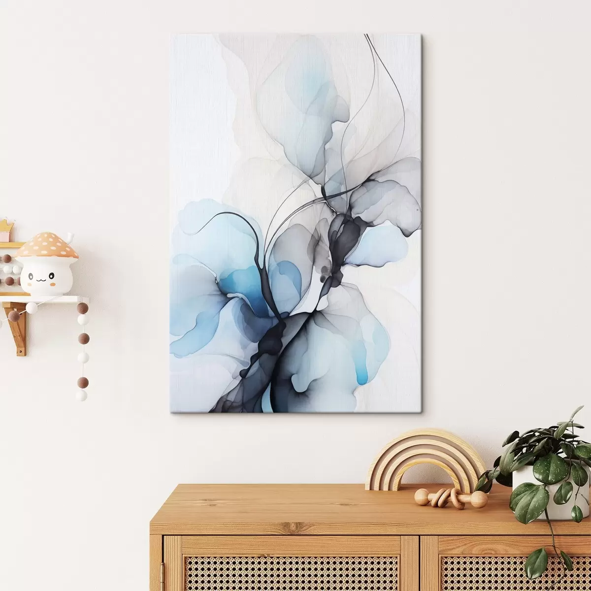 Obraz Abstraktní kompozice s plynulými liniemi a průsvitnými okvětními lístky v odstínech modré, bílé a béžové, imitace lihového inkoustu Č. s45177