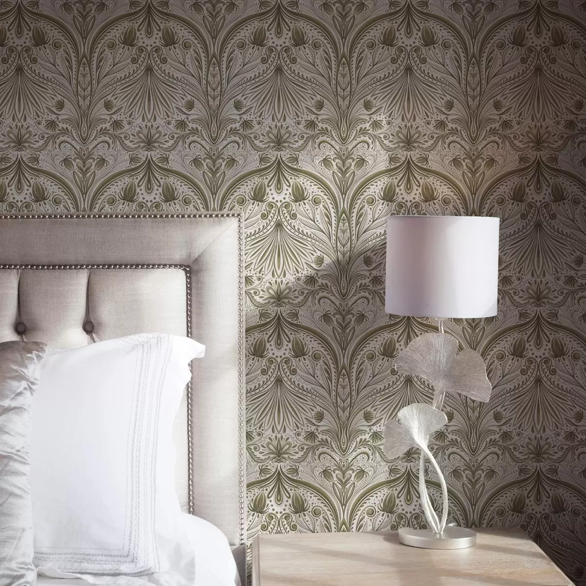 Tapety Symetrický barokní vzor s květinovými motivy a00436