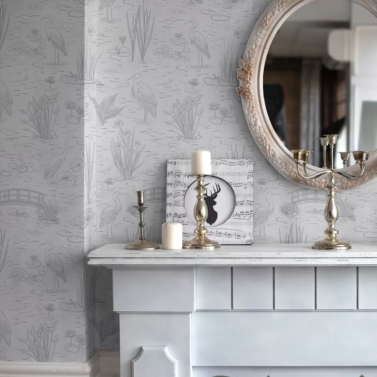 Tapety Kresba volavek a vodních rostlin v klidných šedých odstínech a00479