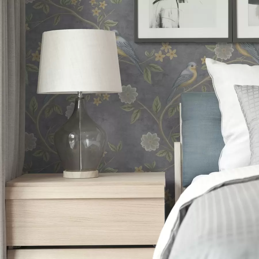 Fototapet Ptáci na větvích mezi květinami na šedém pozadí a00483