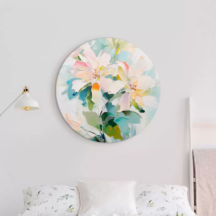 Obraz Květiny s barevnými akcenty, zelené listy, měkké tahy štětcem imitace olejomalby, světle modré pozadí Č. r45549