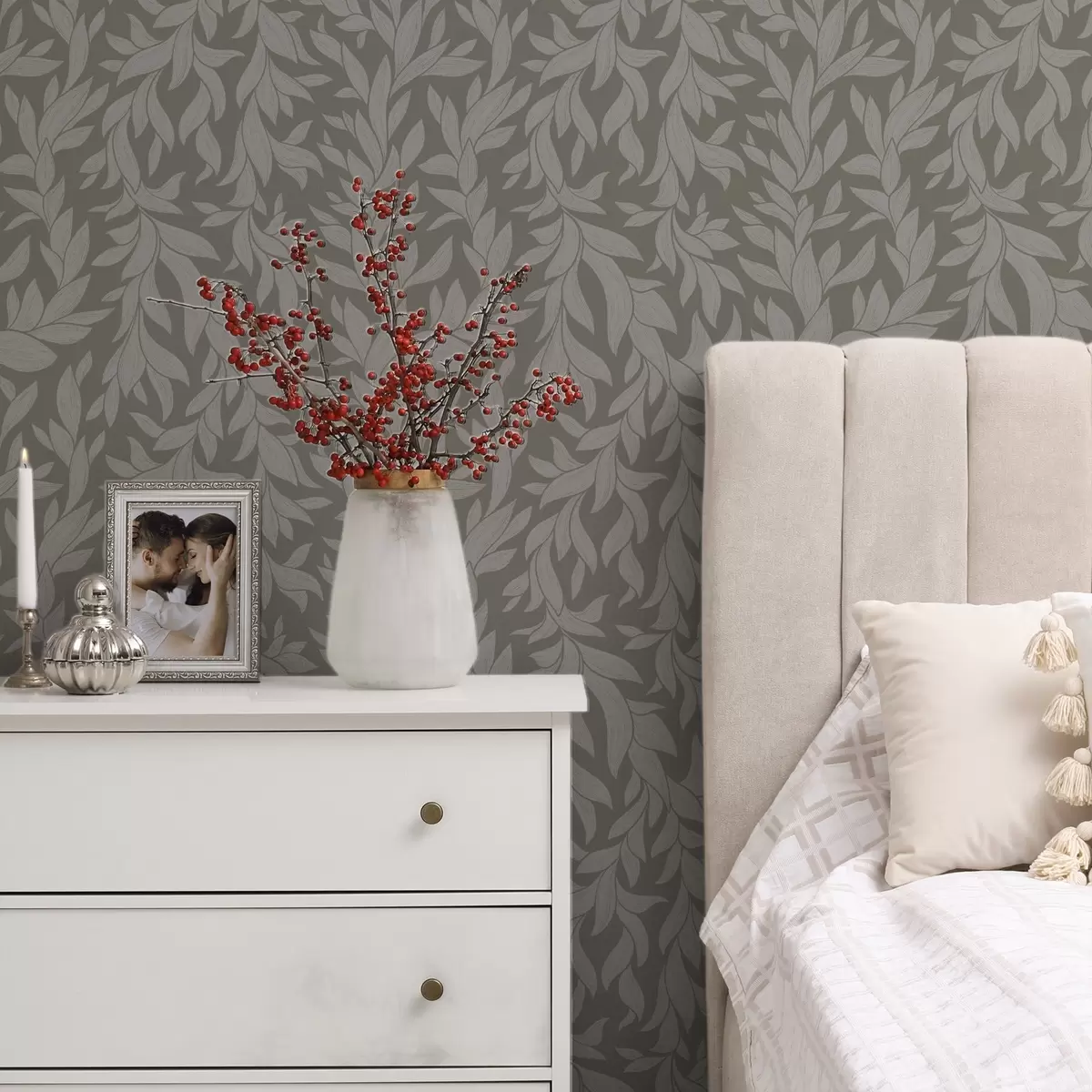 Tapety Olivové pozadí s lila listy, lineární textura a00616v1