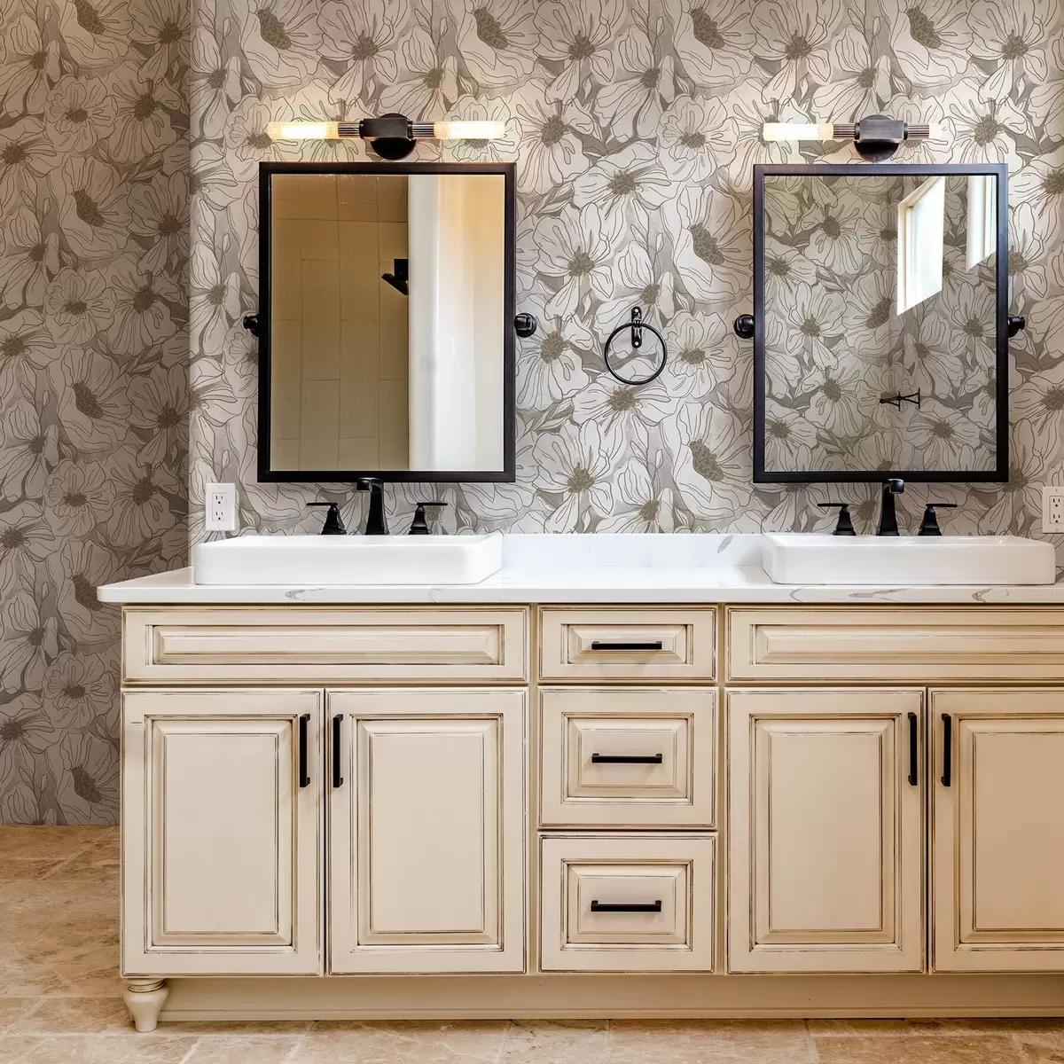 Tapety Lineární květiny v monochromatické béžovo-šedé paletě a00636