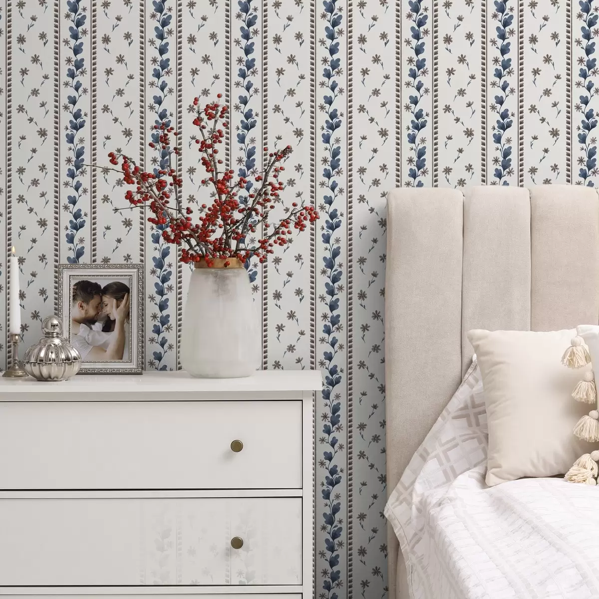 Tapety Vertikální květinové pruhy v modro-hnědých odstínech a00811v2