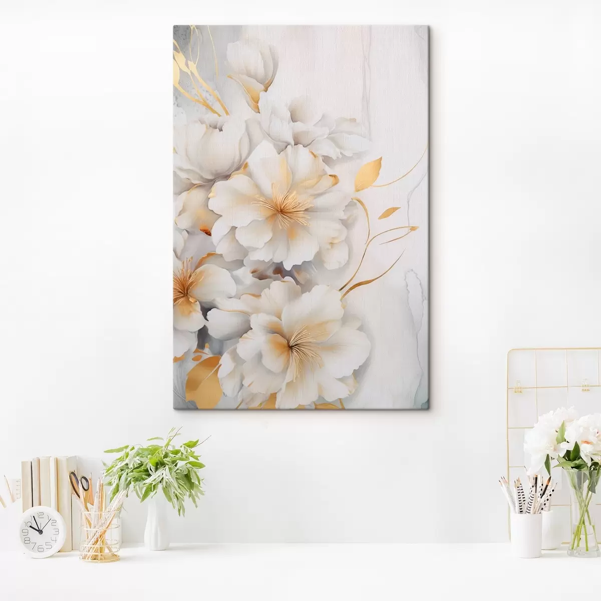 Obraz Bílé květy se žlutými detaily, okvětní lístky s jemnými stíny, světlé pozadí s jemným mramorovým efektem Č. s46292