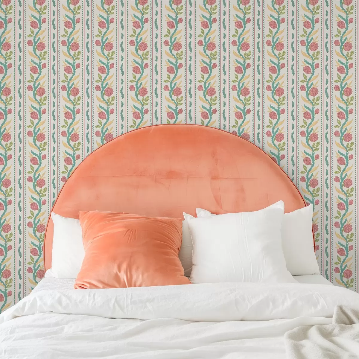 Tapety Pruhy s korálovými pupeny na světle krémovém pozadí a00816v1