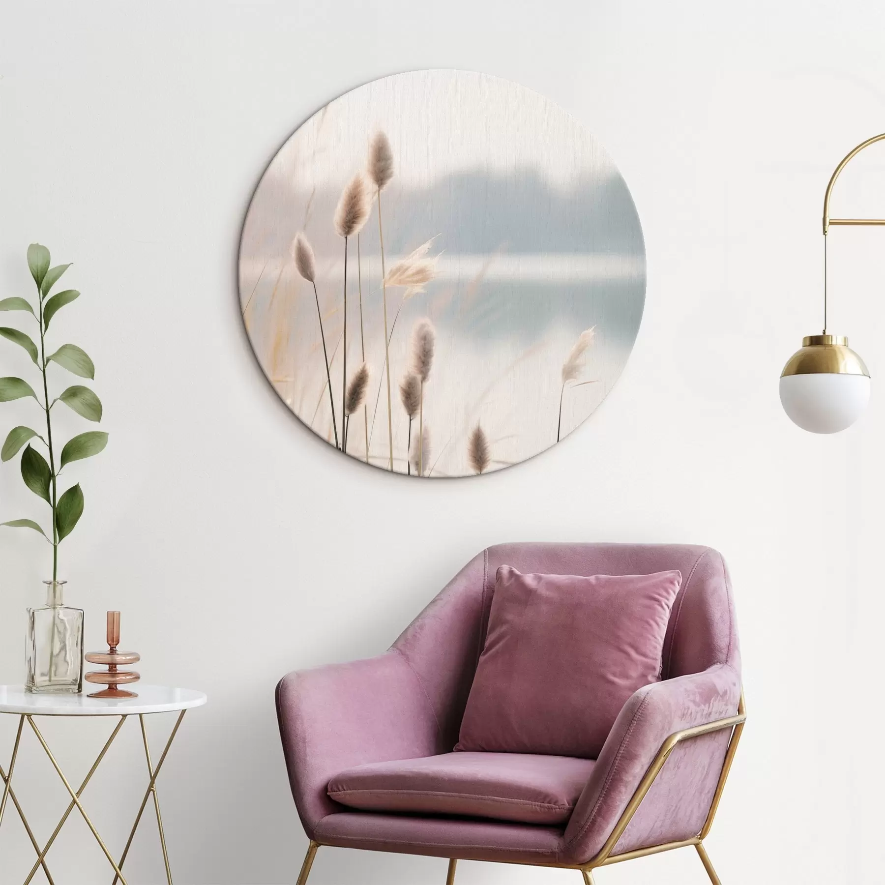 Obraz Měkké rákosí u zamlženého břehu jezera, pastelové béžové tóny Č. r46504