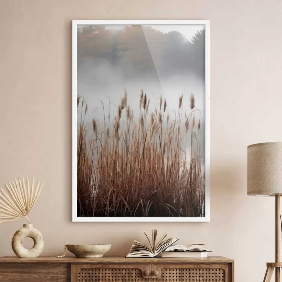 Fototapet Vysoké rákosí rostoucí ve vodní ploše, voda odráží rákosí, mlhavé pozadí, měkké světlo, přírodní scéna f46696