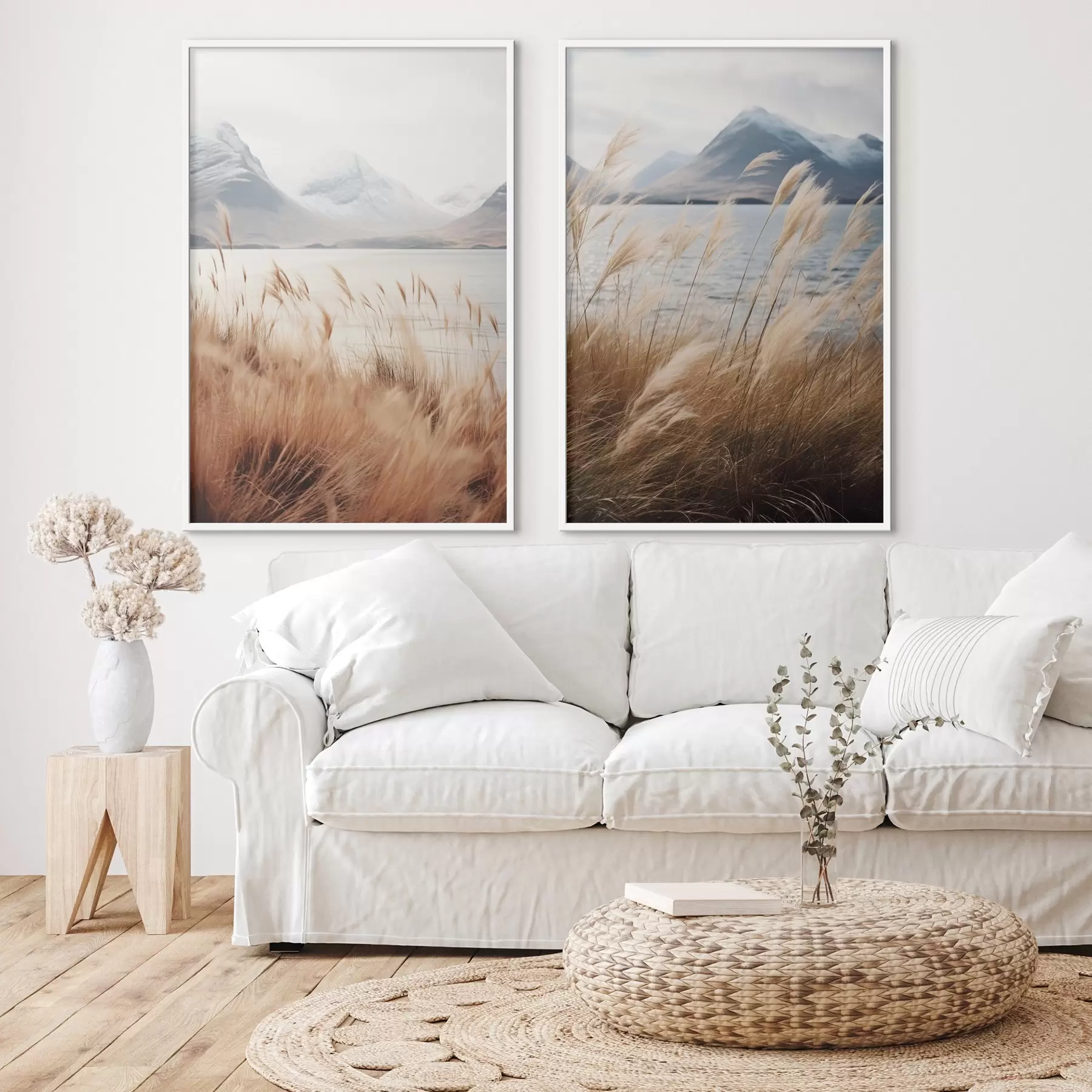 Fototapet Pampová tráva s jezerem a horami v pozadí, měkké osvětlení, tlumené barvy, naturalistický styl d00884