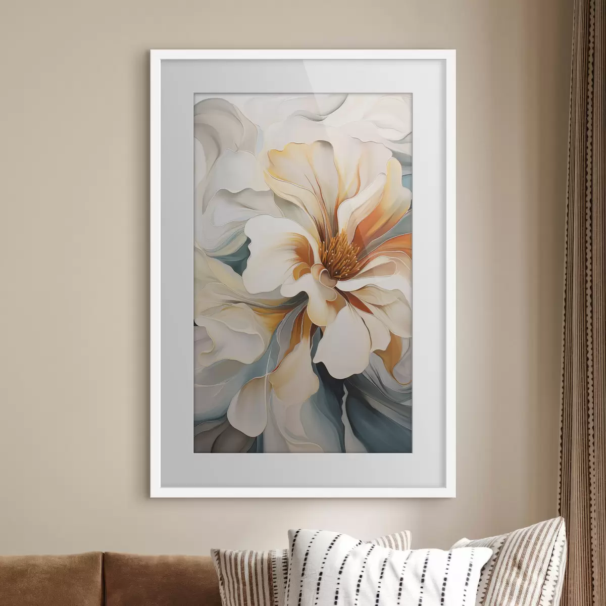 Poster Abstraktní velký květ s bílými, oranžovými a tyrkysovými okvětními lístky, strukturované pozadí f47877